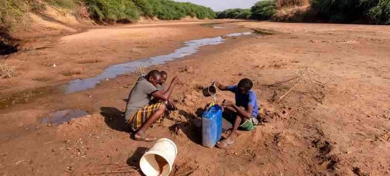 Martin Griffiths se rend en Somalie pour en savoir plus sur les efforts de réponse humanitaire pour les personnes touchées par la sécheresse