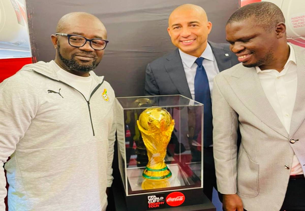 Les supporters ghanéens ravis de voir le trophée de la Coupe du Monde de la FIFA