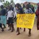 Des milliers de personnes ont manifesté pour exiger la fin des enlèvements et l'ouverture d'écoles au Cameroun