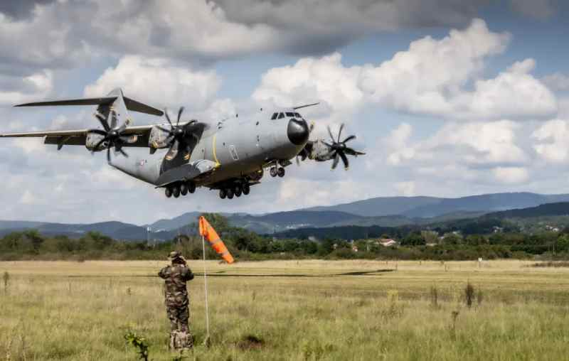 Un forum militaire met en garde contre des troubles violents dans les forces aériennes africaines