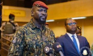 Le président de transition de la Guinée renouvelle son appel au dialogue