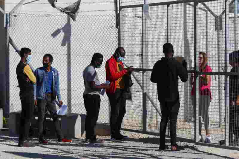 Migrants de Nigeria et de la RDC s'affrontent dans un centre d'accueil surpeuplé à Chypre