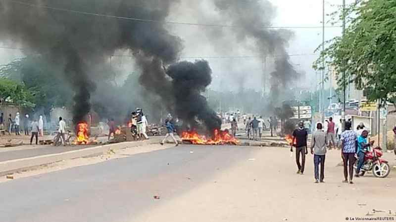 Violents affrontements dans la capitale tchadienne entre policiers et manifestants