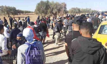 La sécurité tunisienne empêche les habitants de Zarzis d'atteindre le lieu du Sommet de la Francophonie