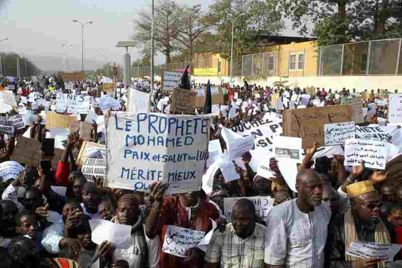 Une manifestation du "million" au Mali pour protester contre des propos offensants pour l'islam