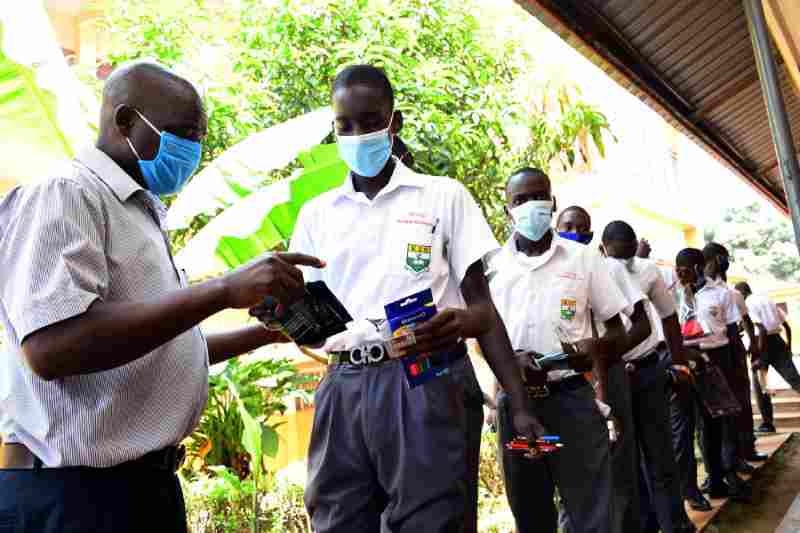 Le président ougandais confirme que les efforts de lutte contre le virus Ebola ont commencé à porter leurs fruits