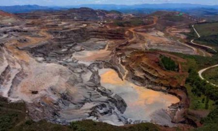 Le Zimbabwe cesse de délivrer des permis pour l'extraction de 5 minerais majeurs