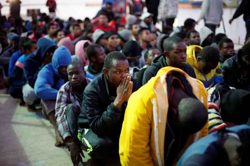 Les restrictions "extrêmes" du gouvernement italien pour secourir les migrants Africains entrent en vigueur