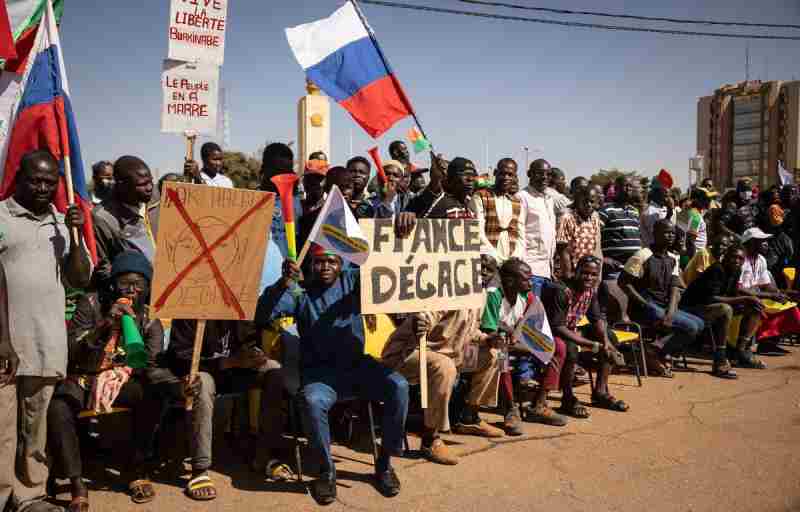 Le Burkina Faso ordonne aux troupes françaises de quitter le pays d'ici un mois