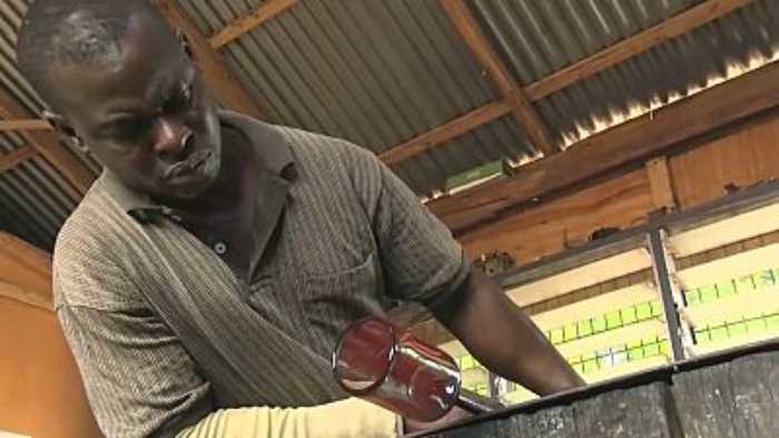 Au Ghana, un homme d'affaires transforme les déchets en nouvelles opportunités