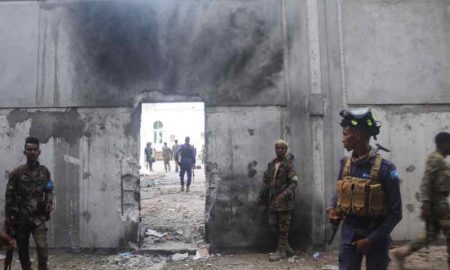 Cinq ont été tués dans une explosion visant le bureau du maire de Mogadiscio