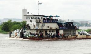 145 disparus après le naufrage d'un bateau dans l'ouest de la République démocratique du Congo