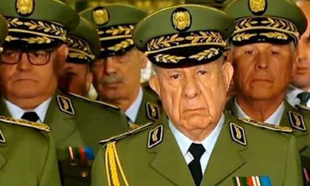 Quiconque veut investir en Algérie doit donner 60% des bénéfices aux généraux