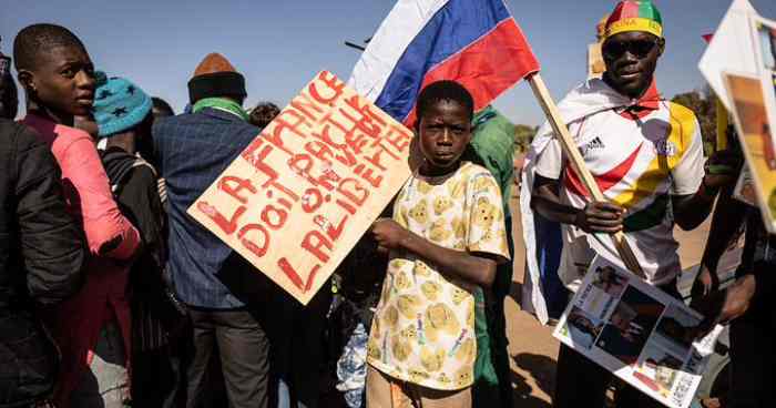 Le Burkina Faso dément avoir rompu les liens avec la France et déployé "Wagner"