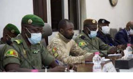 Changements à la tête de l'establishment militaire au Mali