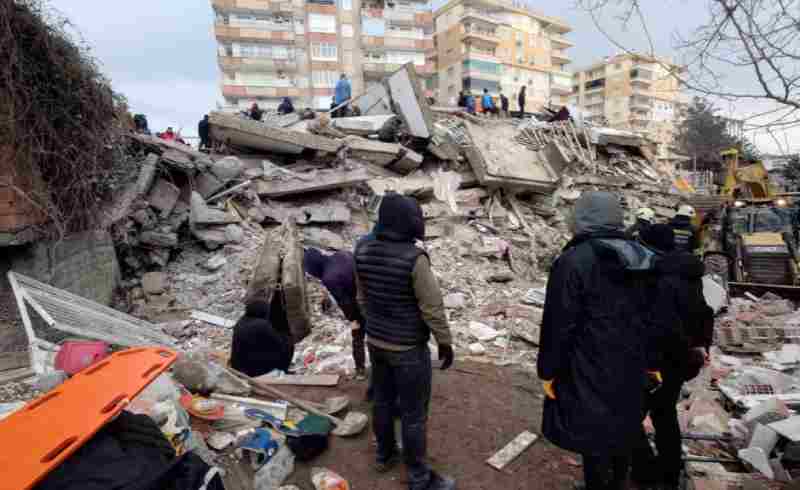 Des mosquées africaines lancent des prières pour les victimes du tremblement de terre en Turquie et en Syrie