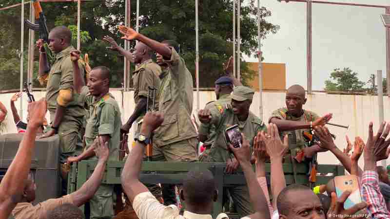 Les massacres des armées africaines contre telle ou telle tribu portent atteinte à la sécurité de la région