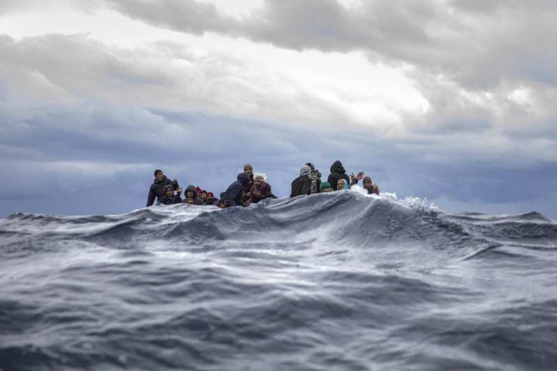 19 migrants africains ont été tués, et l'Italie craint une vague migratoire sans précédent