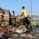 Sierra Leone : les habitants de Freetown construisent des maisons sur la mer