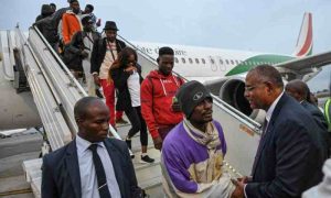 Des centaines de Maliens et Ivoiriens quittent la Tunisie pour retourner dans leur pays