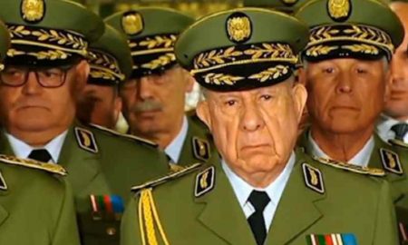 La lutte contre la corruption en Algérie passe par le renversement du régime des généraux