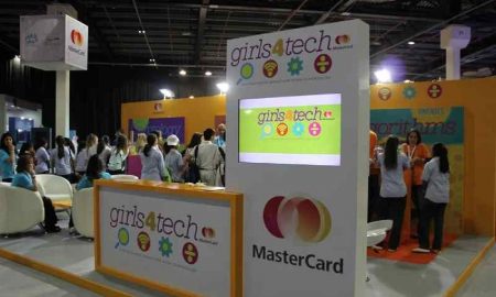 Le programme Girls4Tech de Mastercard continue d'autonomiser les filles d'Afrique subsaharienne