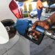 Le Nigeria obtient un financement international pour un programme social avant de couper les subventions aux carburants