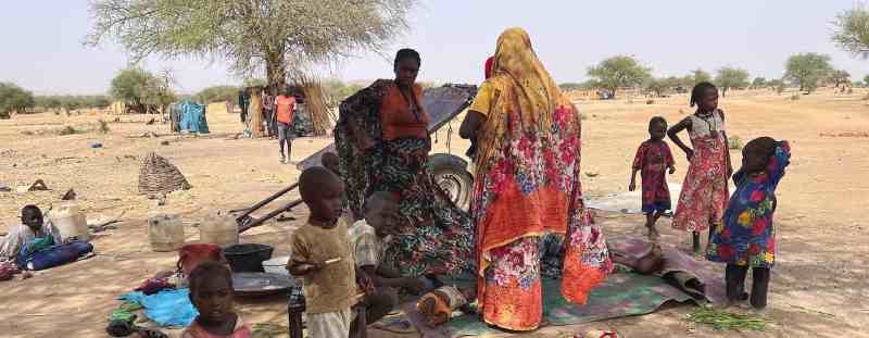 Responsable de l'ONU : Les combats au Soudan mettent en danger la vie de dizaines de milliers de femmes enceintes