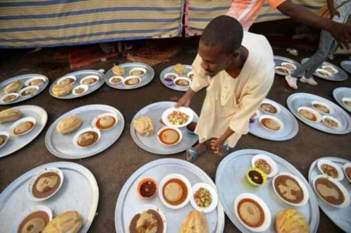 Rénover les cuisines et faire semblant...Dynamique dans l'ambiance du Ramadan au Nigeria