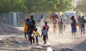 "Affamés et épuisés"...Les Soudanais font la course contre la montre pour fuir la guerre