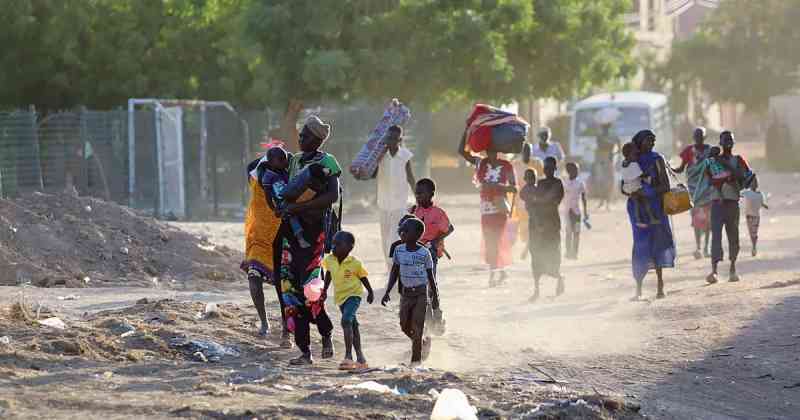 "Affamés et épuisés"...Les Soudanais font la course contre la montre pour fuir la guerre