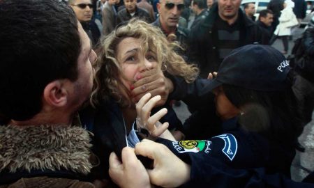 Algérie : la répression continue avec plus de 10 000 cas d'accusations d'atteinte au moral de l'armée
