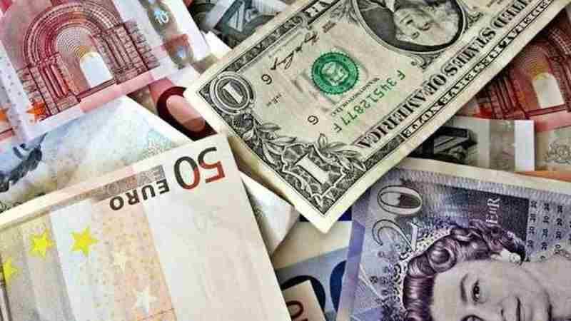 La baisse des envois de fonds des Égyptiens de l'étranger...Causes et répercussions