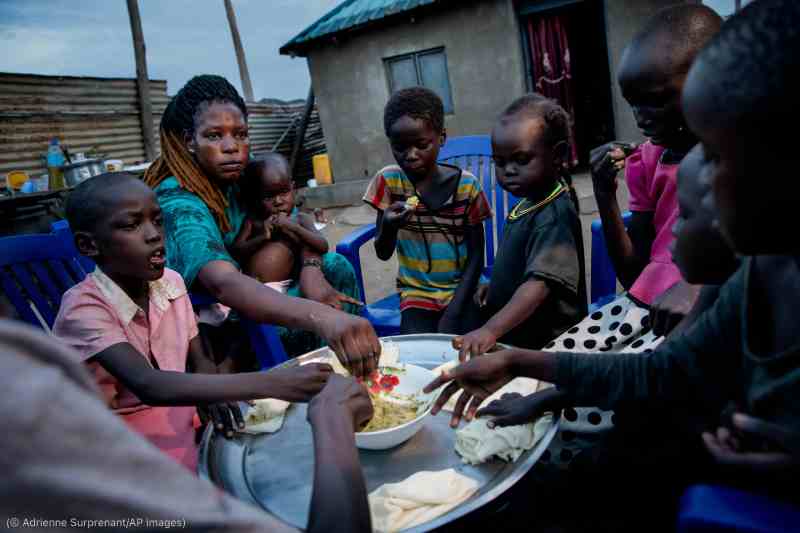 Comment le Japon contribue-t-il à lutter contre la famine et la malnutrition dans les pays africains ?