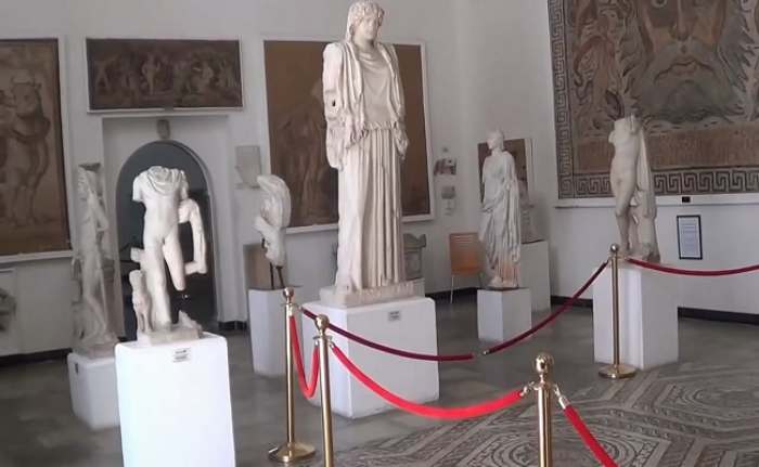 La jeunesse algérienne continue de voler des antiquités et de vandaliser des artefacts