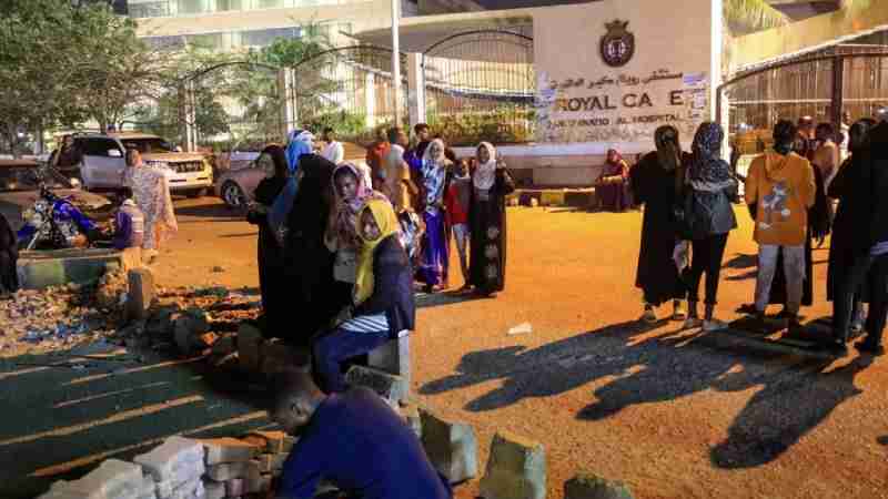 5 000 patients rénaux ont quitté Khartoum