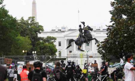 Une manifestation d'Américains soudanais devant la Maison Blanche