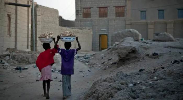 Deux experts des droits de l'homme demandent l'interdiction de l'esclavage au Mali