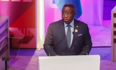 Le président de la Sierra Leone espère le succès de la médiation africaine pour arrêter la guerre en Ukraine