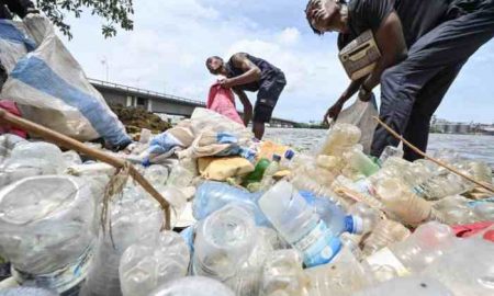 Un appel international de l'Afrique pour mettre fin à la "catastrophe" de la pollution plastique