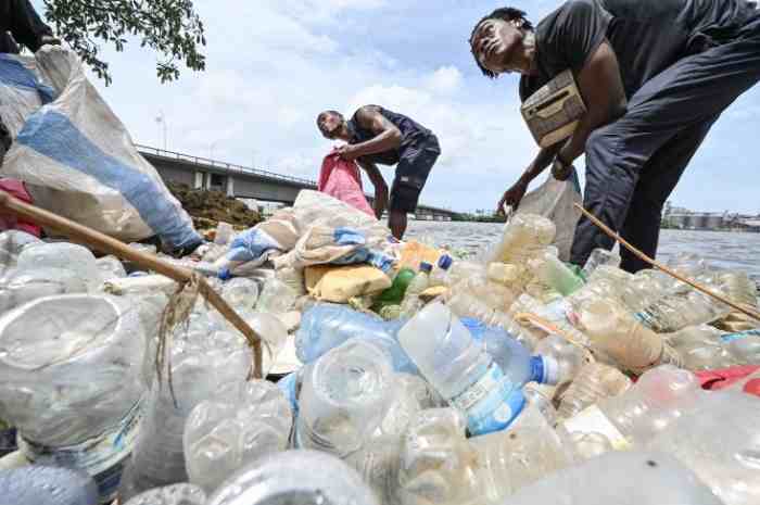 Un appel international de l'Afrique pour mettre fin à la "catastrophe" de la pollution plastique