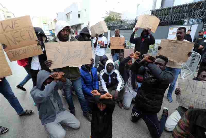 La commissaire européenne annonce sa volonté d'apporter une aide financière à la Tunisie en échange de la limitation des flux de migrants