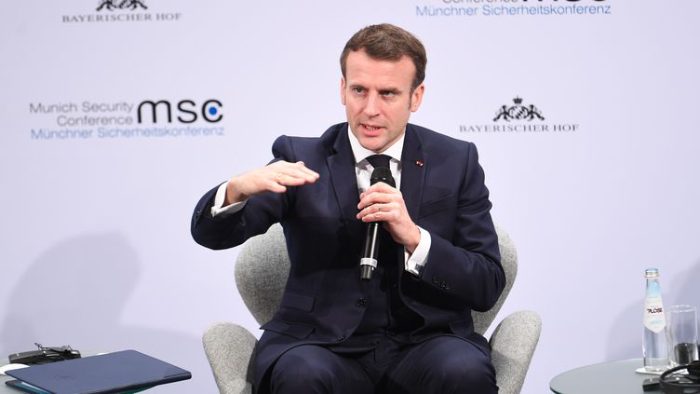Macron : la Russie cherche à déstabiliser l'Afrique