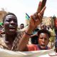 Les combats se poursuivent au Soudan et des manifestations limitées à Khartoum et dans le Nil Blanc