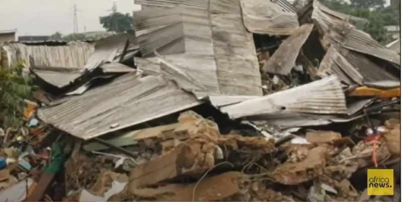 16 morts dans l'effondrement d'un immeuble au Cameroun