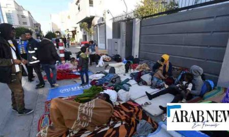 Le Croissant-Rouge évacue des centaines de migrants, dont des enfants, en Tunisie