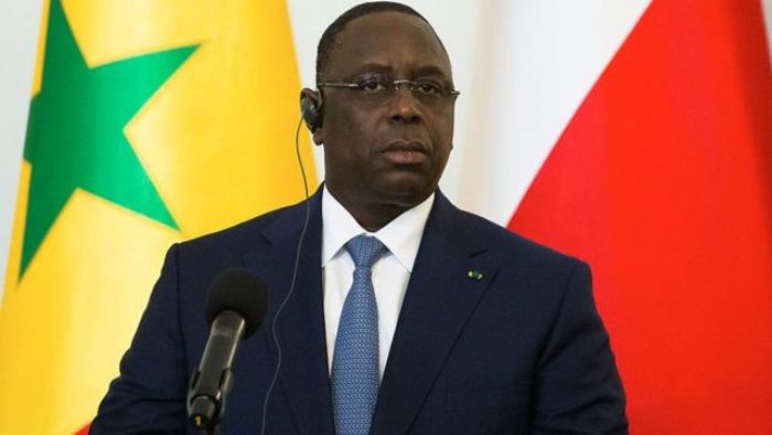 La coalition au pouvoir autorise le président sénégalais Macky Sall à choisir un candidat pour lui succéder