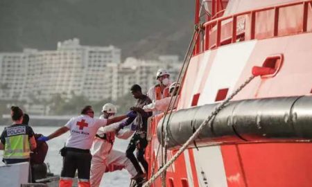 L'Espagne sauve un bateau avec 86 migrants africains à bord et des centaines de disparus