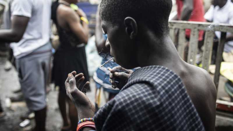 Sierra Leone : Pris au piège par la « kush », une drogue hautement addictive, la jeunesse « meurt »