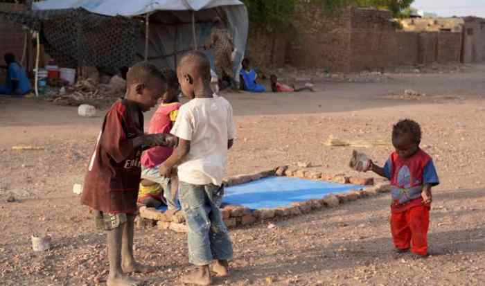 Cent jours de guerre au Soudan et des enfants en sont victimes à chaque heure